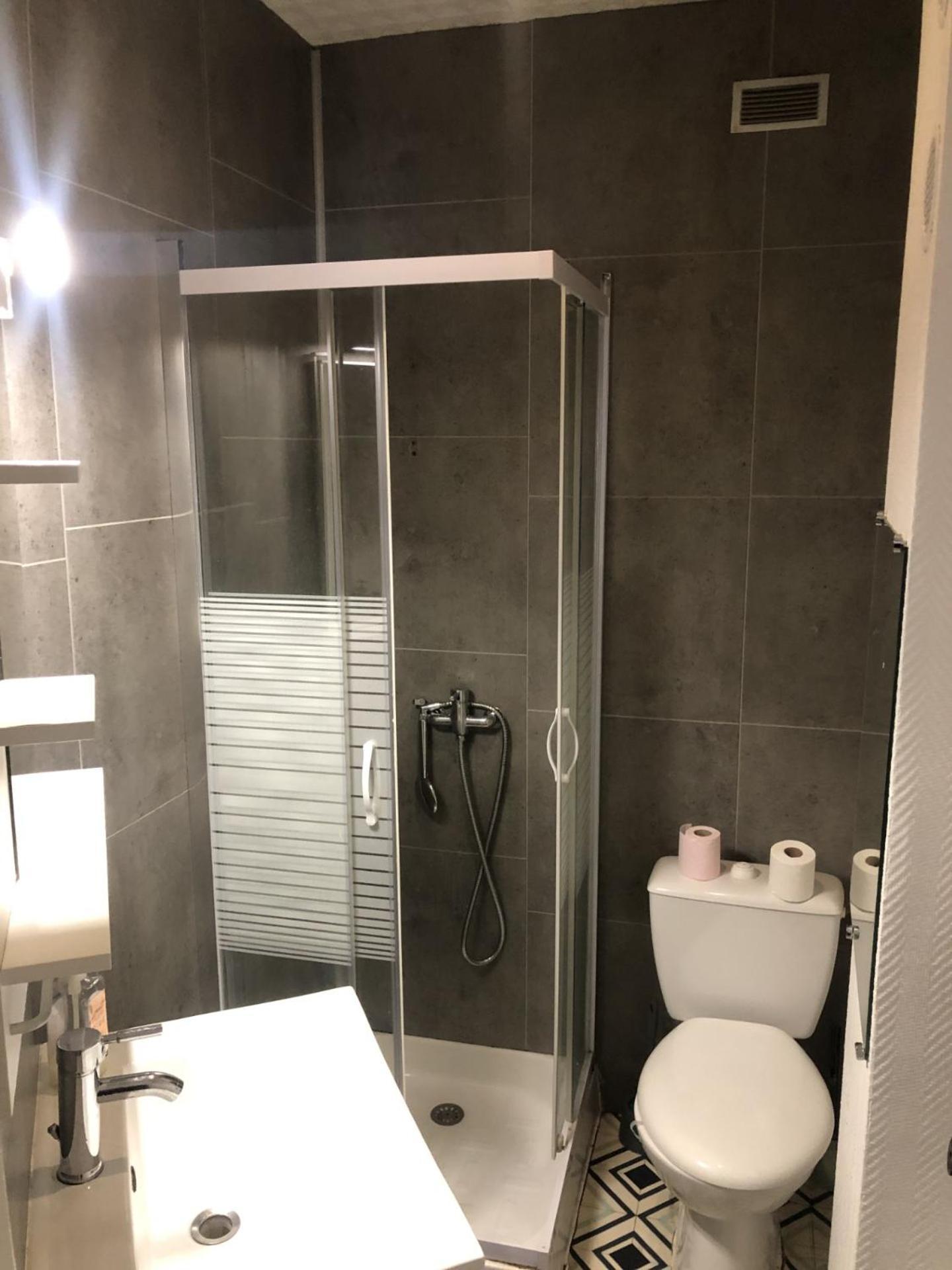 Rent4Night Grenoble Aigle Apartment Exterior photo